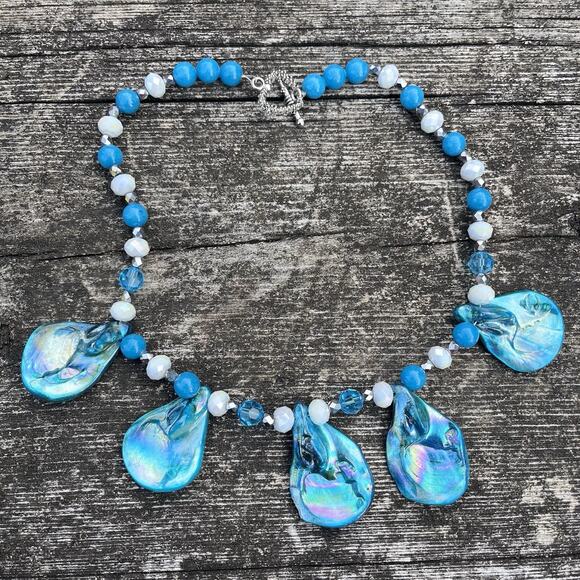 Dyed Blue Shell Necklace Bracelet Set Beaded Costume Jewelry Toggle Clasp Boho - Picture 9 of 16